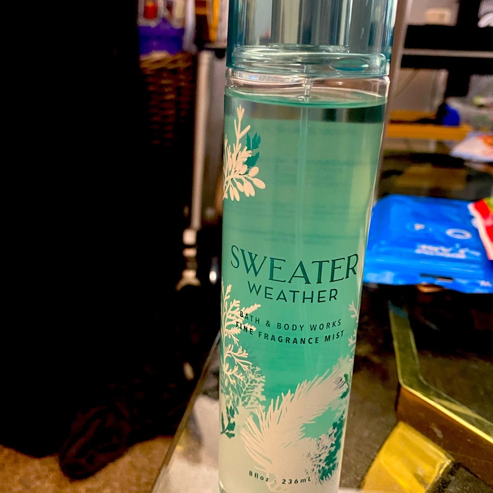 Bbw sweater weather body spray